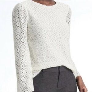 Banana Republic White Lace Bell Sleeve Blouse Size Small